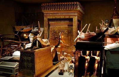 /media/noticias/fotos/pr/2020/09/19/tutankhamon-la-tumba-y-sus-tesoros_thumb.jpg