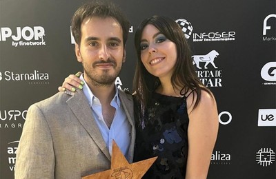 Emma Martínez y Alejandro Baena