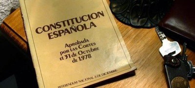 /media/noticias/fotos/pr/2017/11/08/Constitucion-1978-derecho-constitucional_thumb.jpg