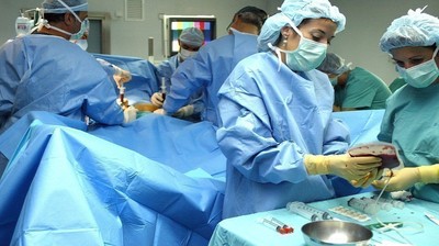 /media/noticias/fotos/pr/2017/12/12/enfermeras-de-quirofano-Pozuelo-IN_thumb.jpg