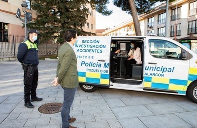 /media/noticias/fotos/pr/2020/11/20/la-policia-municipal-de-pozuelo-de-alarcon-estrena-nuevo-vehiculo-de-atestados_thumb.jpg