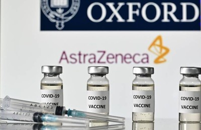 /media/noticias/fotos/pr/2021/02/06/espana-recibe-las-primeras-196800-dosis-de-la-vacuna-de-astrazeneca_thumb.jpg