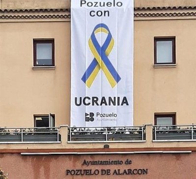 /media/noticias/fotos/pr/2022/03/07/la-fachada-del-ayuntamiento-luce-una-pancarta-de-apoyo-a-ucrania_thumb.jpg