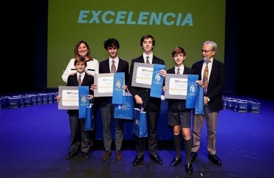 /media/noticias/fotos/pr/2022/12/01/premio-a-los-mejores-alumnos-a-la-excelencia-de-pozuelo_thumb.jpg
