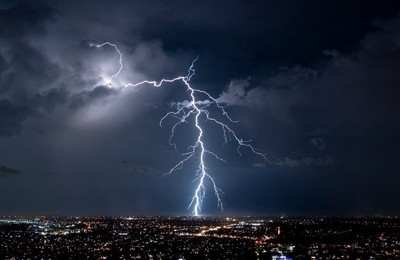 https://pozueloin.es/media/noticias/fotos/pr/2023/06/05/pozuelo-y-el-resto-de-madrid-en-alerta-por-la-gran-tormenta-que-acecha_KevwCvJ_thumb.jpg