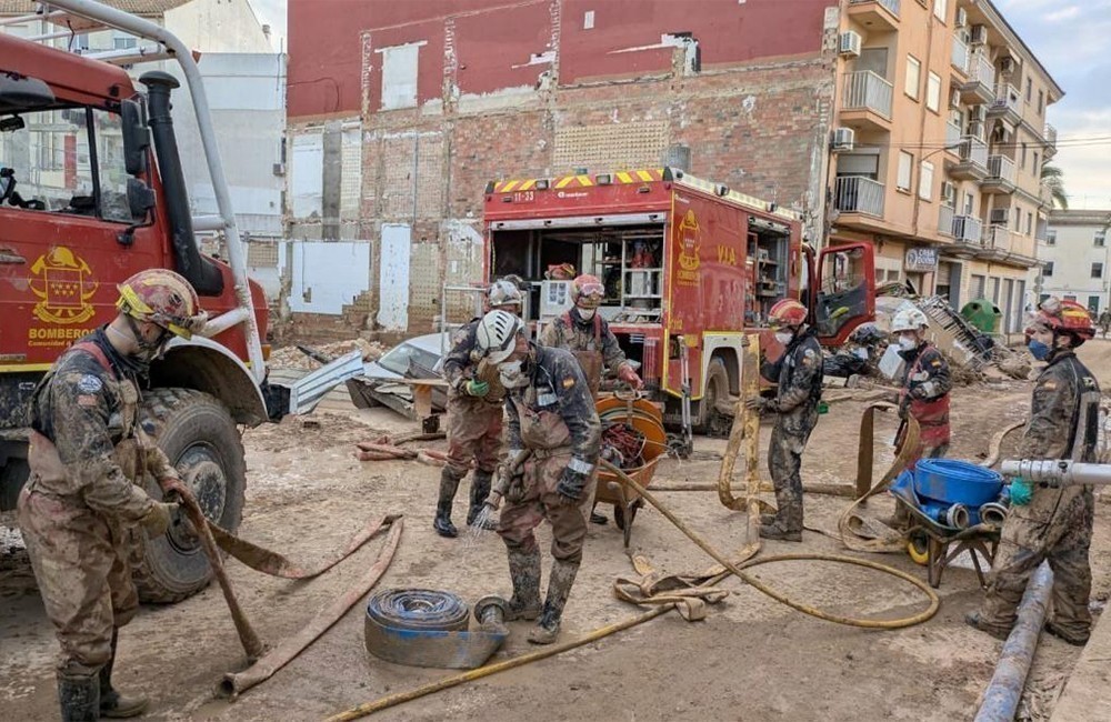 Bomberos voluntarios de la Comunidad de Madrid en la DANA de Valencia