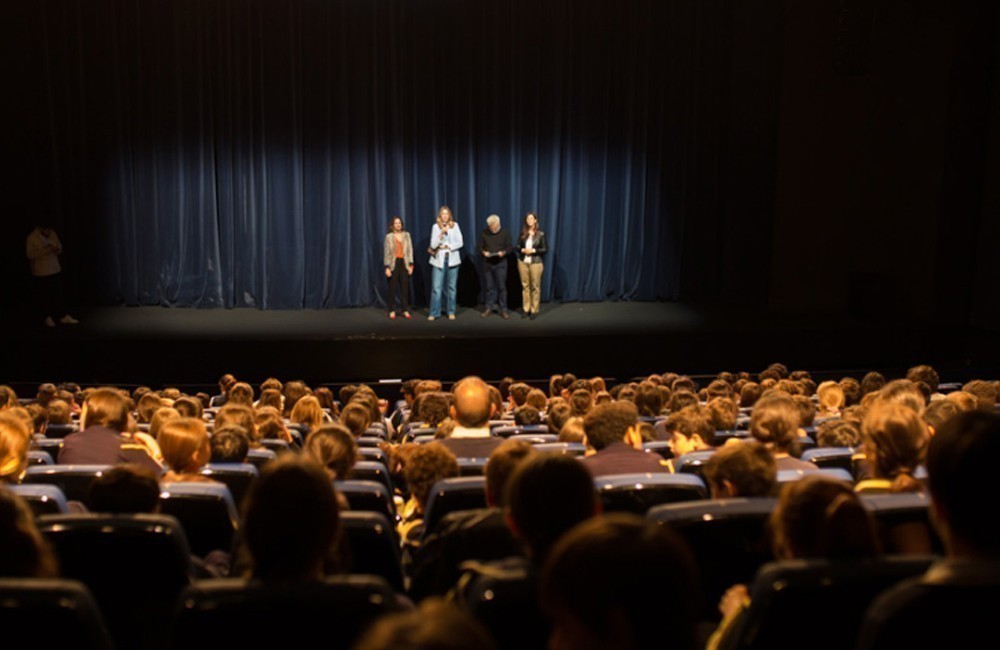 escenario del Mira Teatro