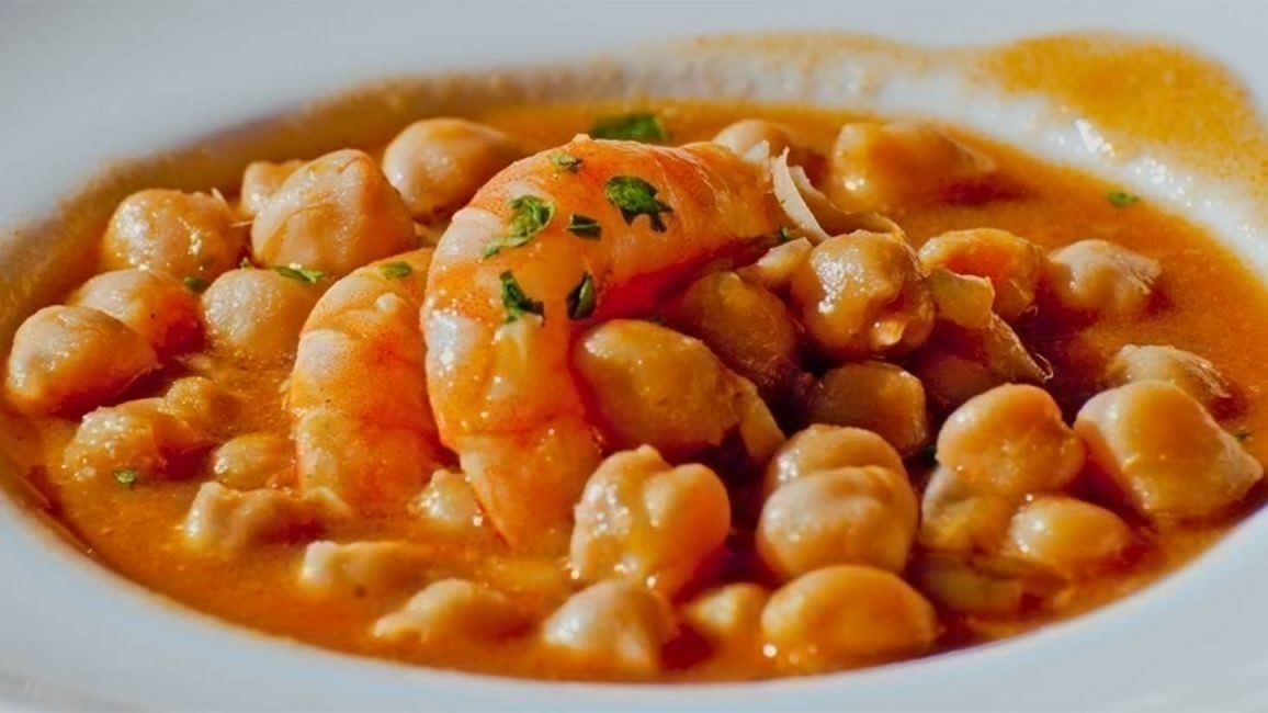 Garbanzos con Langostinos