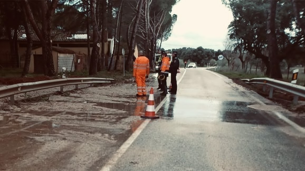 Carretera inundada