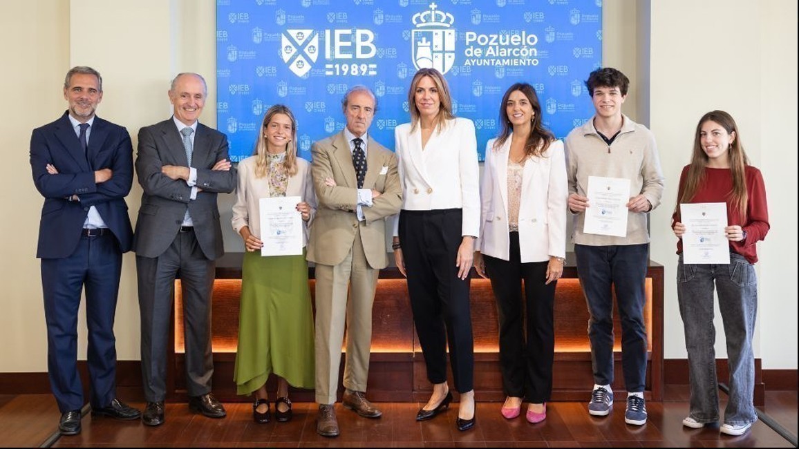 Paloma Tejero en el el Instituto de Estudios Bursátiles (IEB) de Aravaca