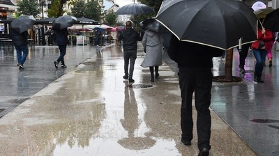 https://pozueloin.es/media/noticias/fotos/pr/2026/01/26/lluvia-en-al-calle_thumb.jpg