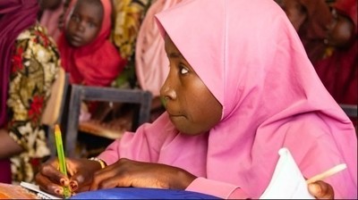 https://pozueloin.es/media/noticias/fotos/pr/2026/03/06/niña-en-niger_thumb.jpg