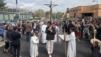 /media/noticias/fotos/pr/2026/03/28/procesion-en-pozuelo_thumb.jpg