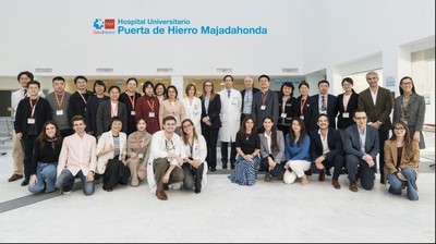 Equipo médico chino en formación