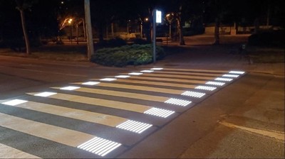 Paso de peatones iluminado