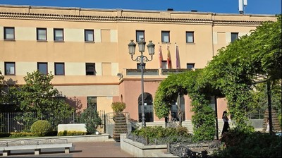 Fachada del Ayuntamiento de Pozuelo de Alarcón