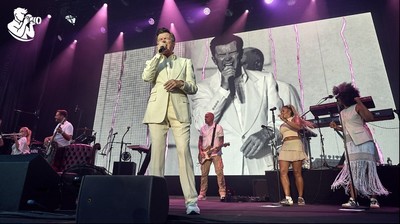 Rick Astley en Noches del Botánico