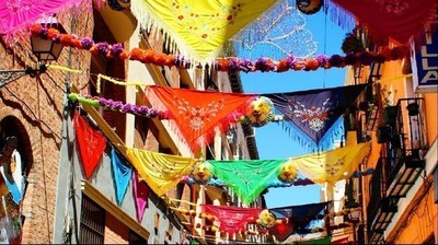 https://pozueloin.es/media/noticias/fotos/pr/2026/08/08/mantones_thumb.jpg