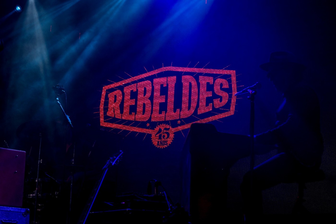 Los Rebeldes en La Riviera