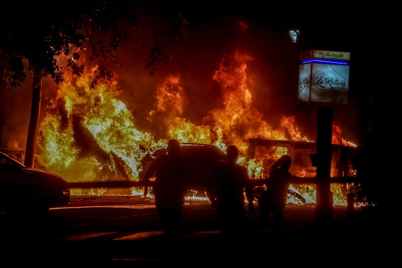 incendio de seis coches en Pozuelo de Alarcón