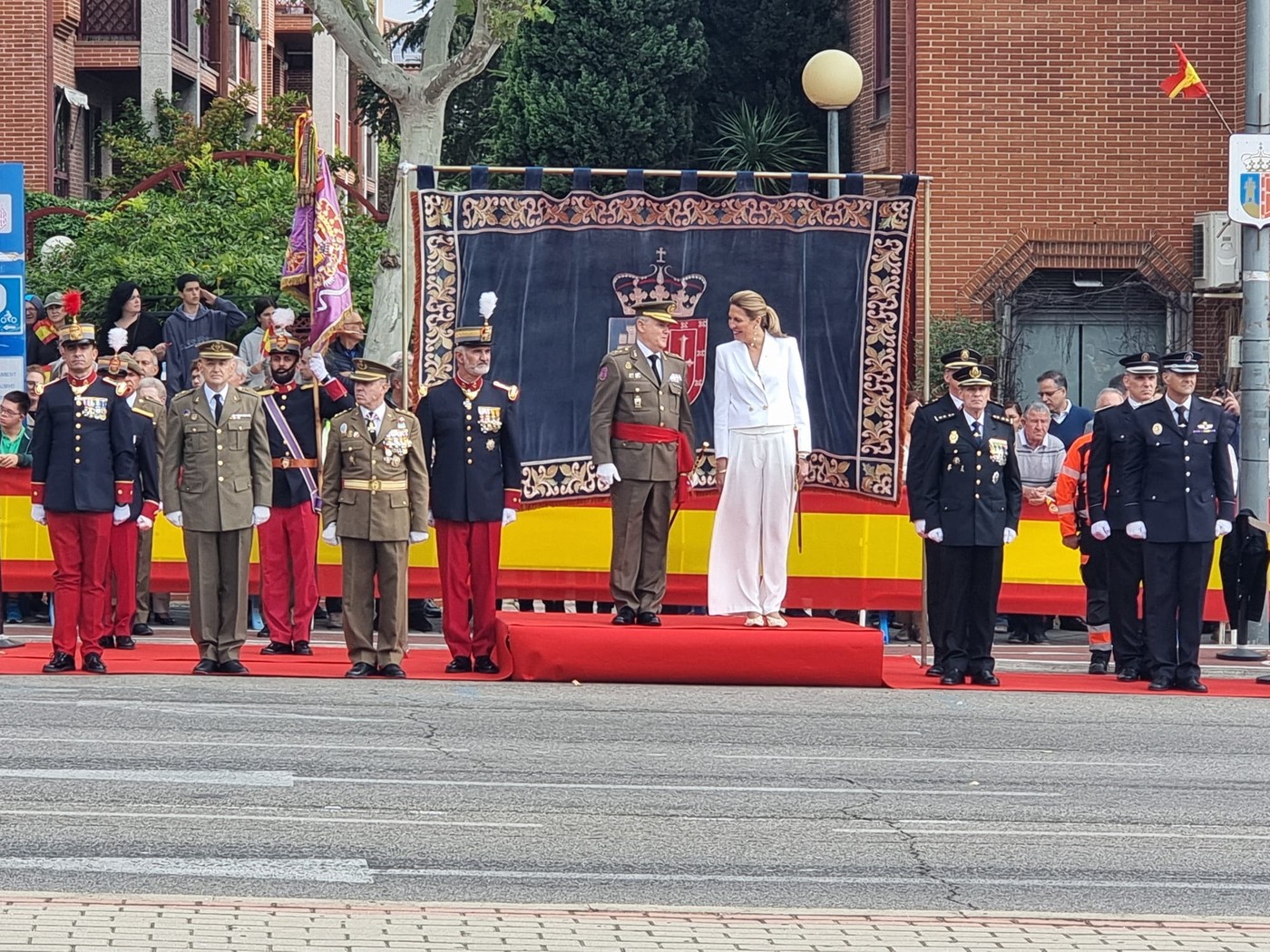 homenaje a la Bandera de España