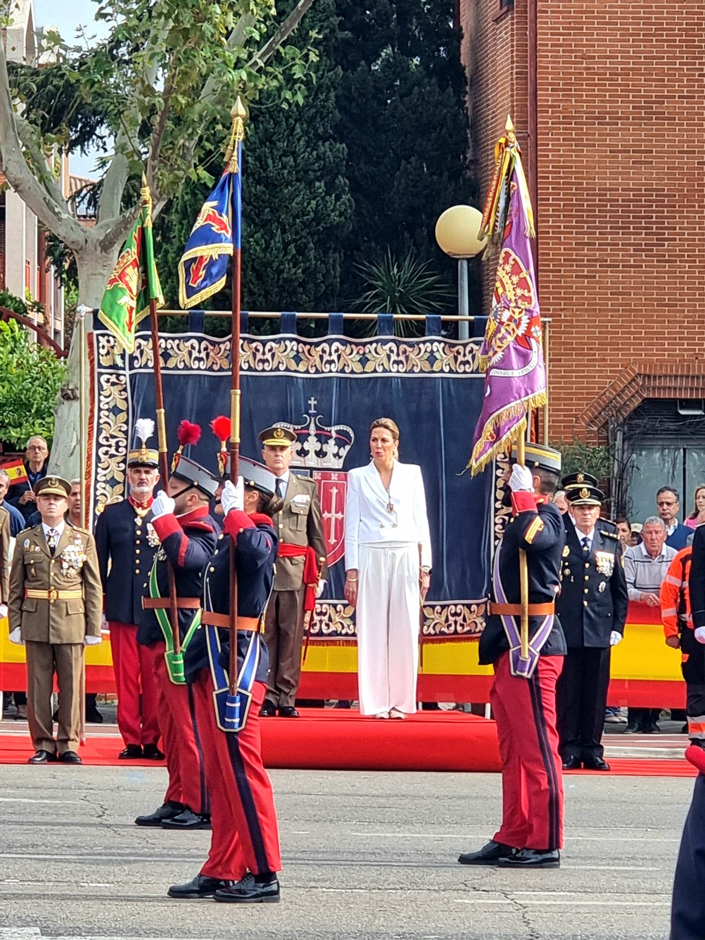 homenaje a la Bandera de España