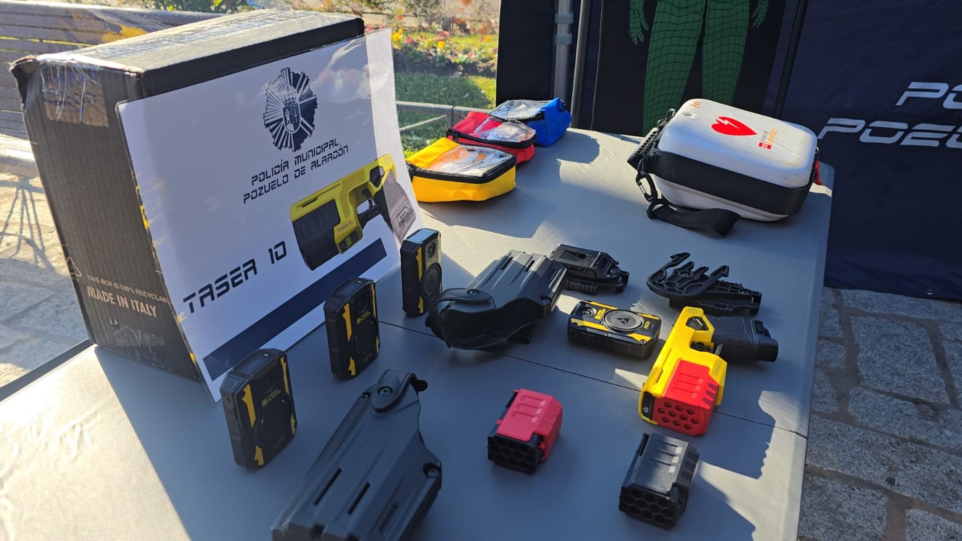 Drones y Pistolas Taser