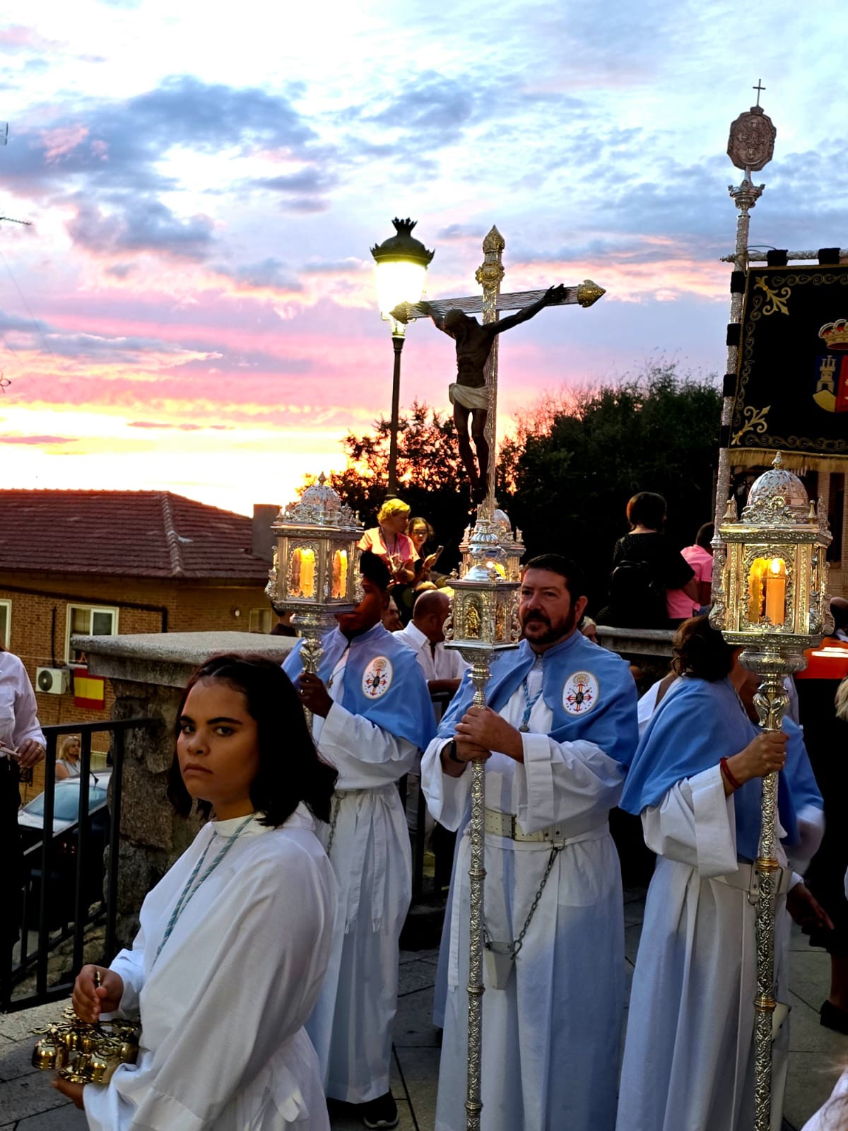 Solemne procesión en honor a Nuestra Señora de la Consolación Coronada en Pozuelo