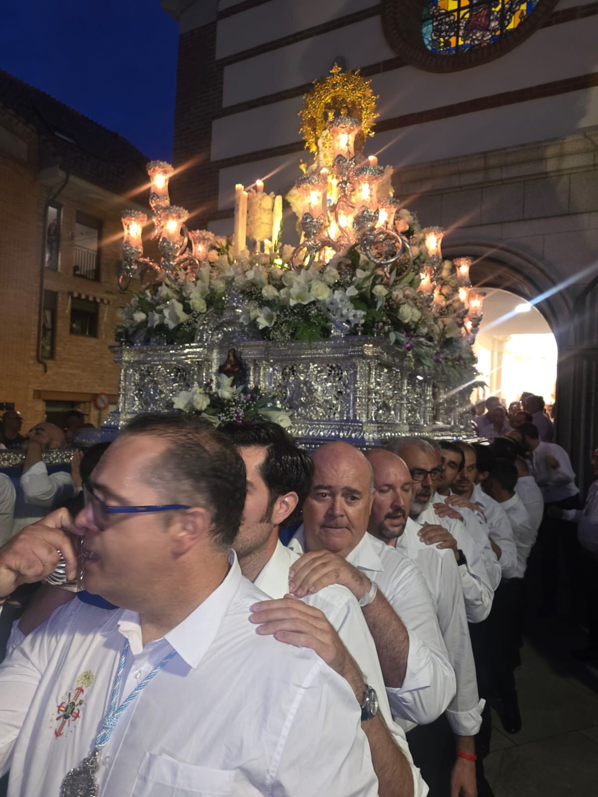 Solemne procesión en honor a Nuestra Señora de la Consolación Coronada en Pozuelo