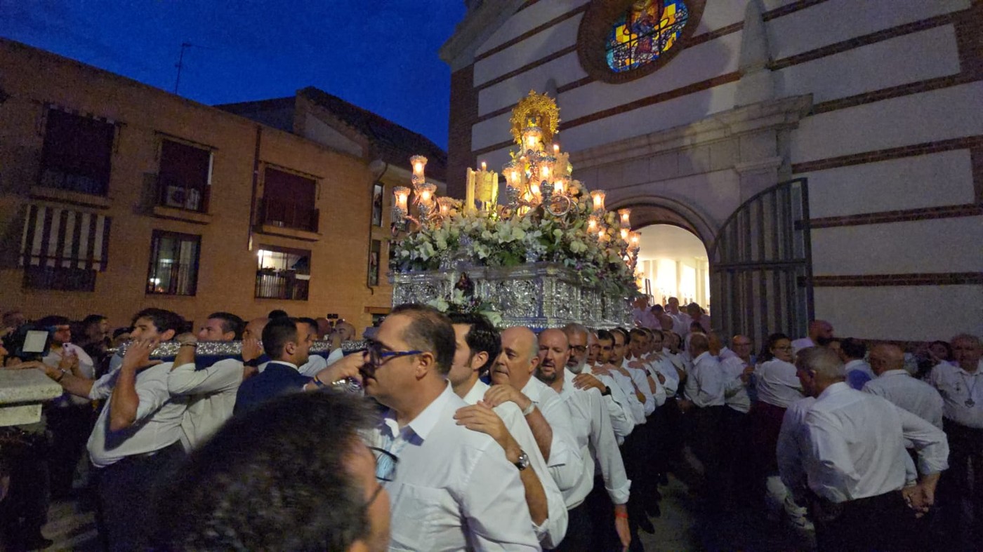Solemne procesión en honor a Nuestra Señora de la Consolación Coronada en Pozuelo