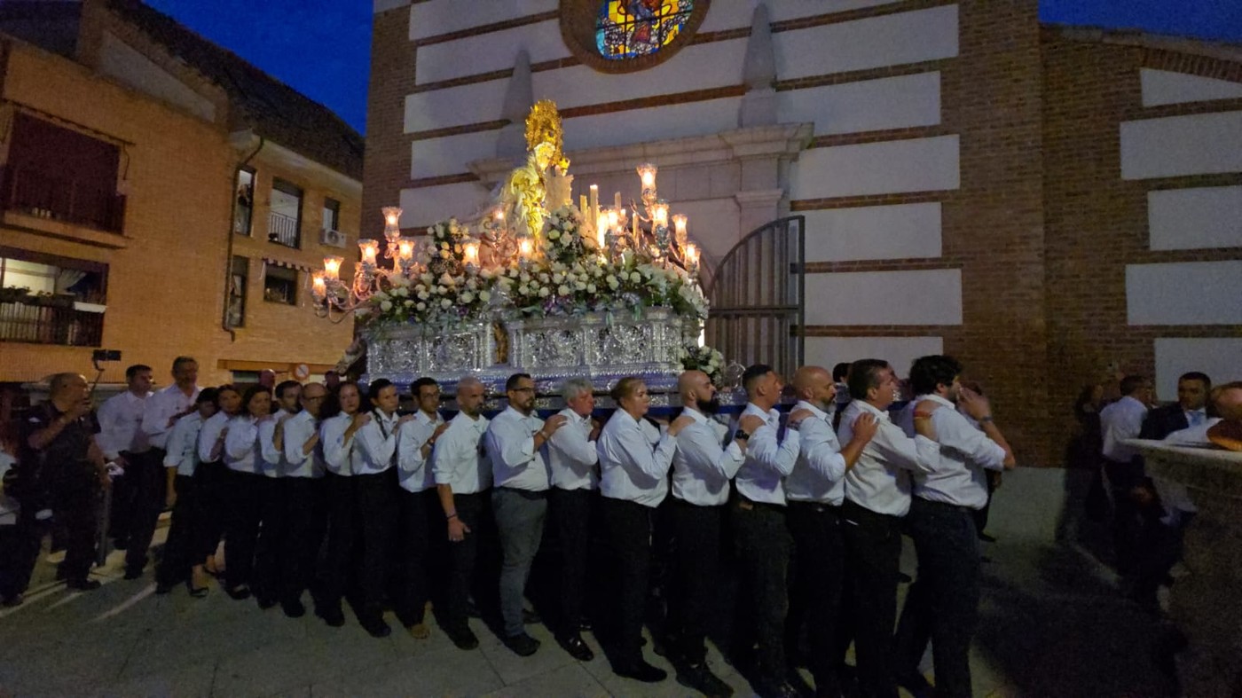 Solemne procesión en honor a Nuestra Señora de la Consolación Coronada en Pozuelo