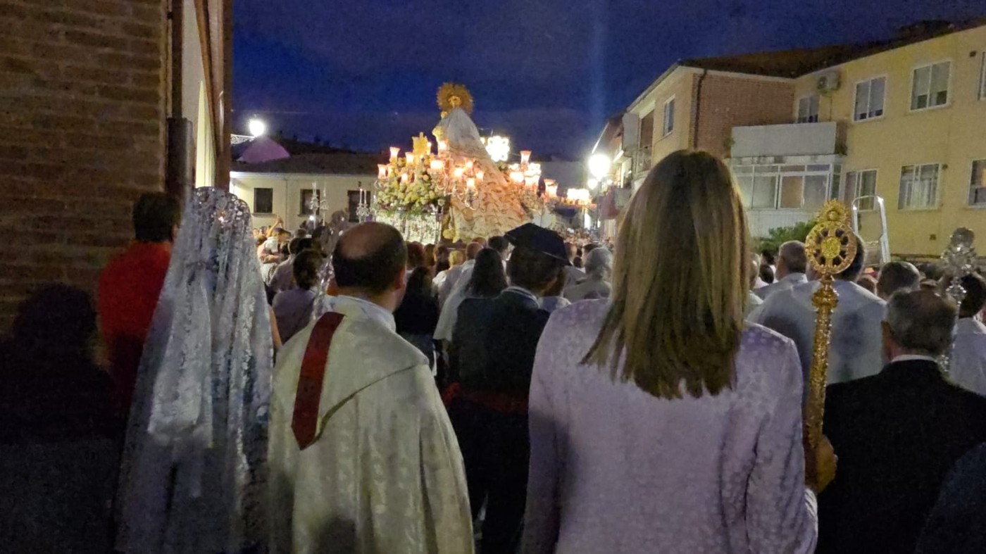 Solemne procesión en honor a Nuestra Señora de la Consolación Coronada en Pozuelo