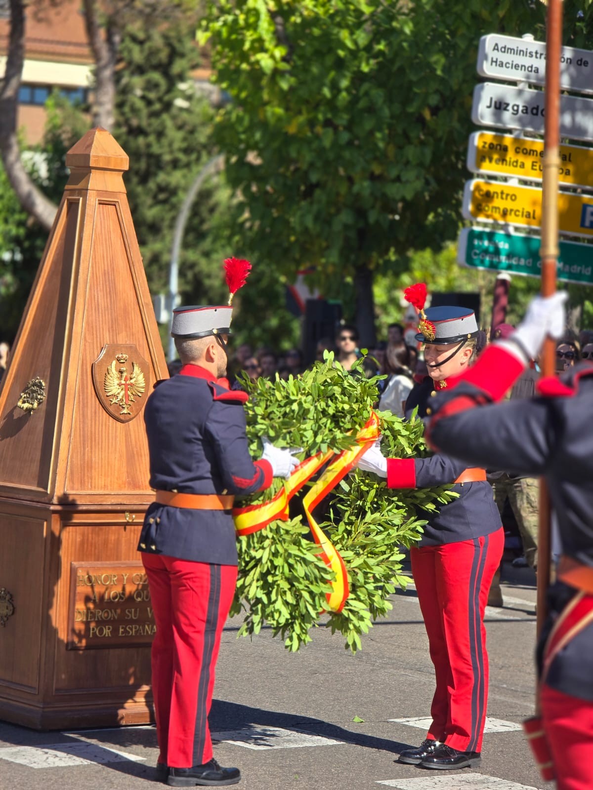 Homenaje a la Bandera de España en Pozuelo