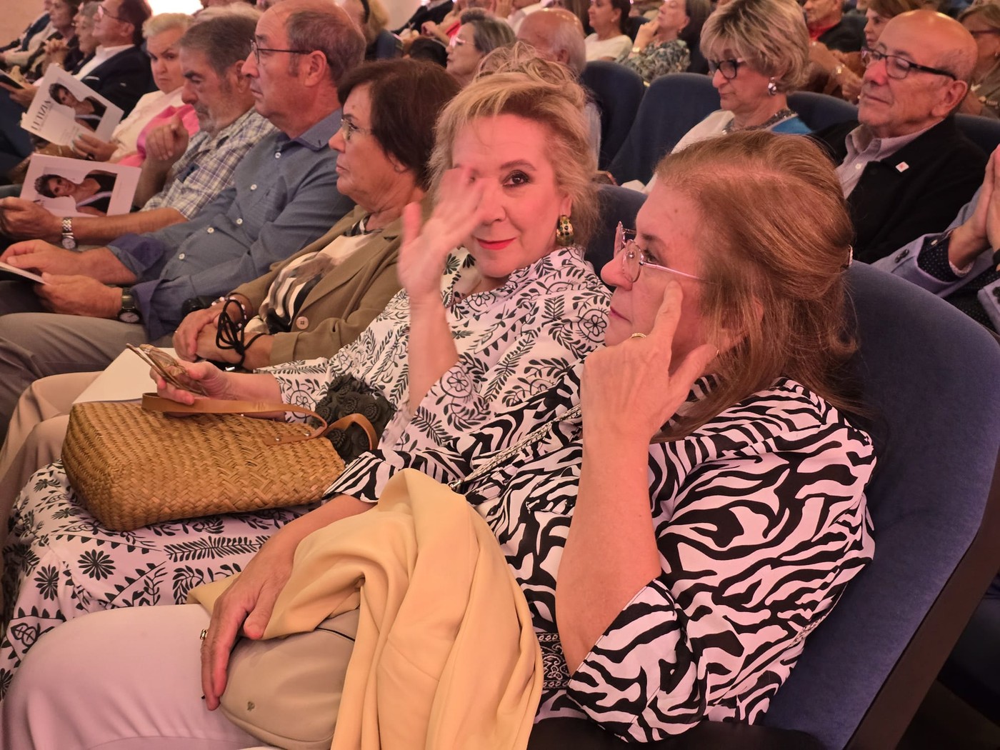 inauguración de la exposición fotográfica ´Letizia, de Princesa a Reina´ en el Centro Cultural MIRA