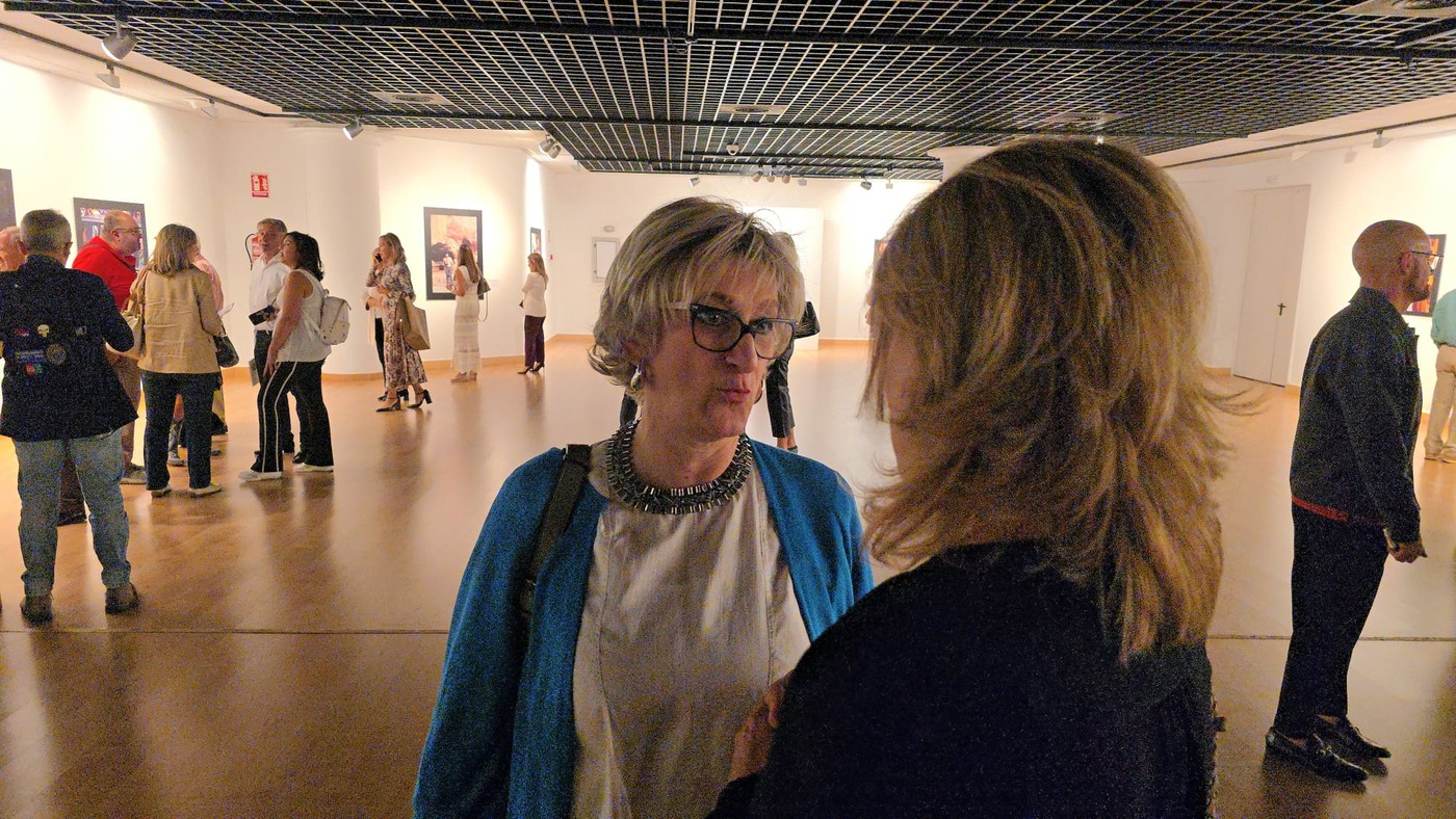 inauguración de la exposición fotográfica ´Letizia, de Princesa a Reina´ en el Centro Cultural MIRA