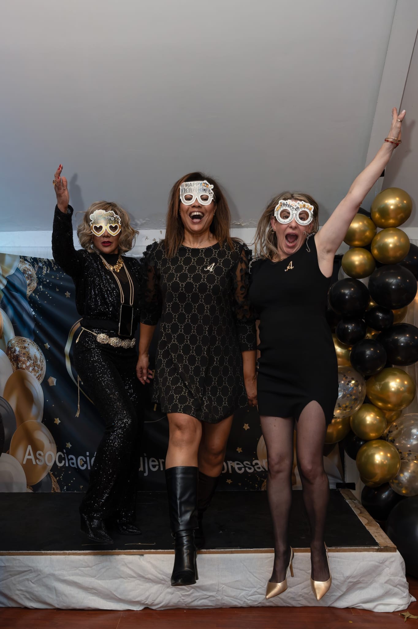 Mujeres Empresarias en su fiesta