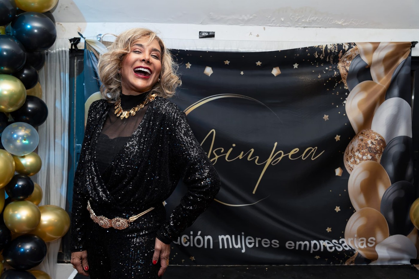 Mujeres Empresarias en su fiesta