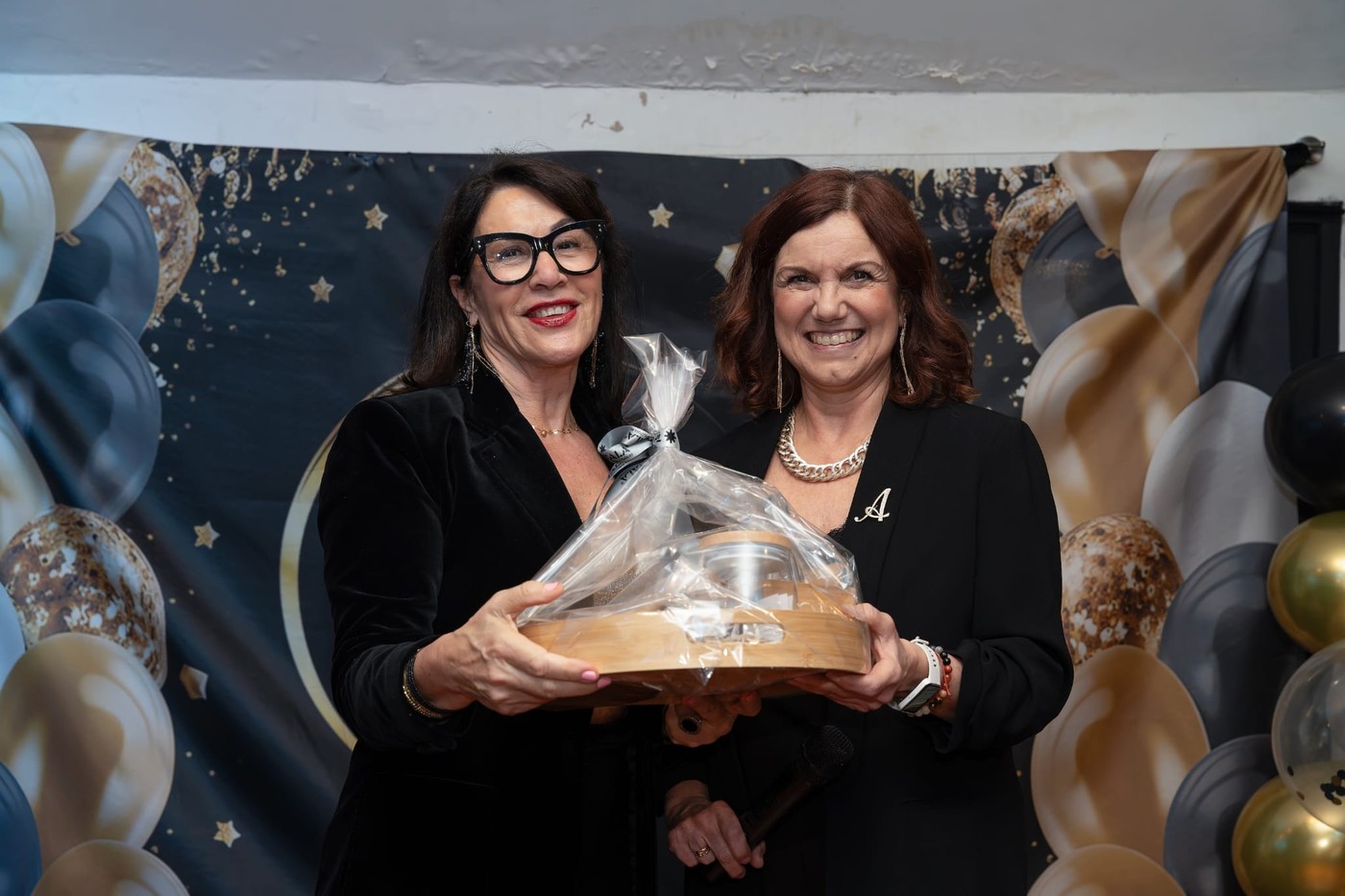 Mujeres Empresarias en su fiesta