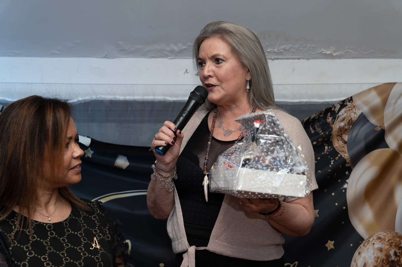 Mujeres Empresarias en su fiesta