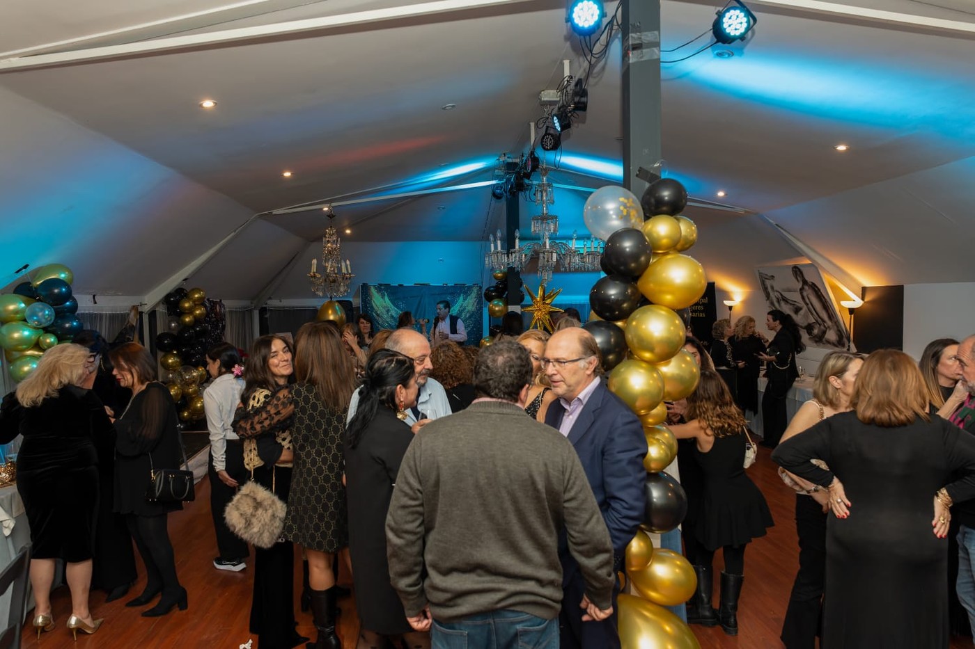 Mujeres Empresarias en su fiesta