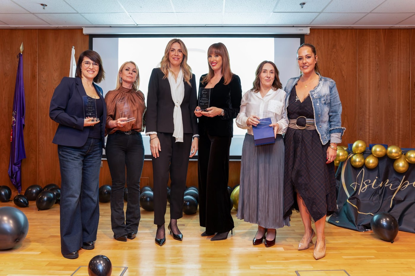 Entrega de IV Premios Mujer Empresaria ASIMPEA en Pozuelo