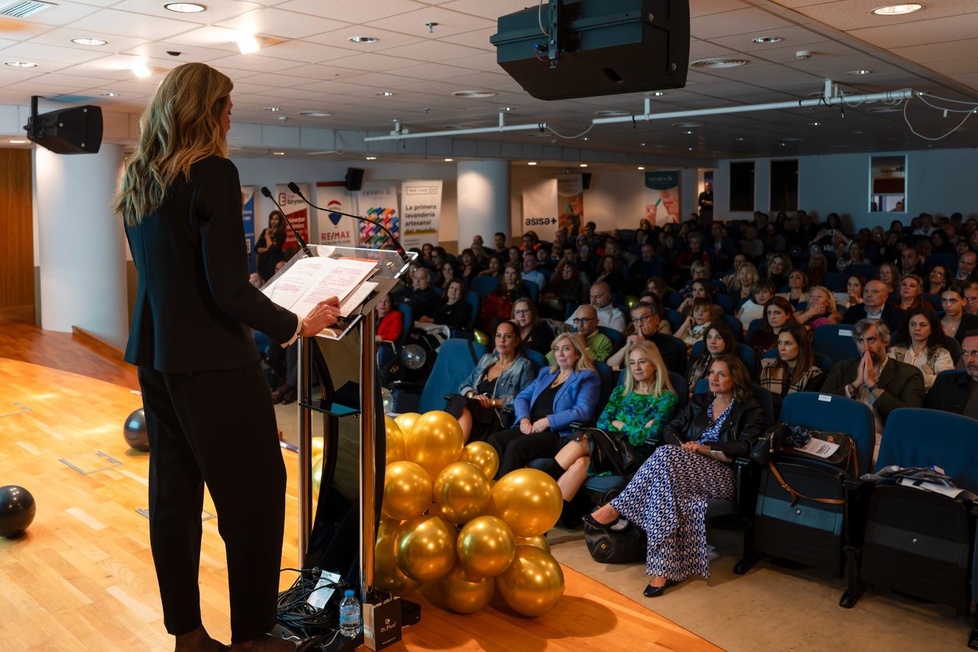 Entrega de IV Premios Mujer Empresaria ASIMPEA en Pozuelo