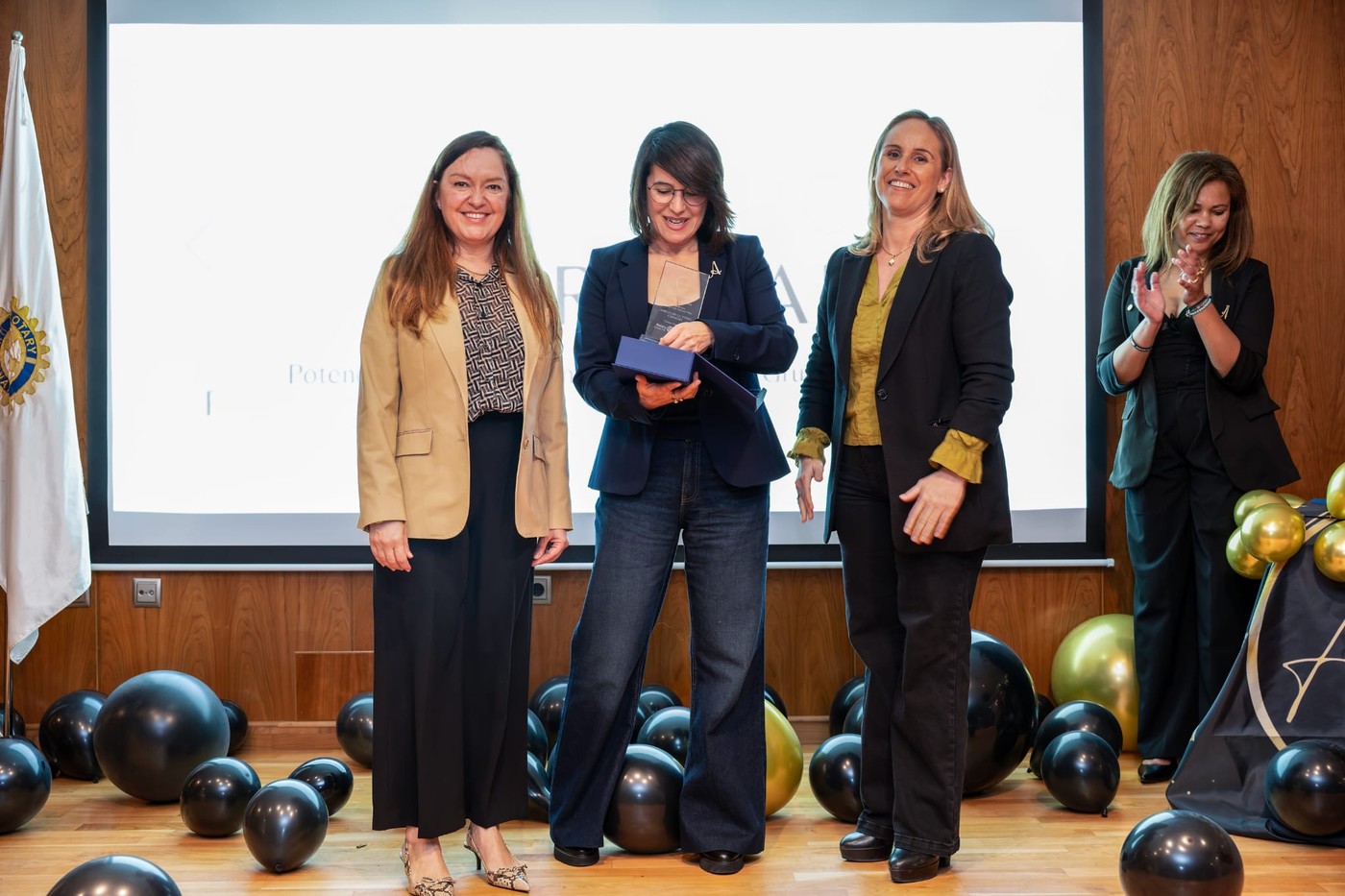 Entrega de IV Premios Mujer Empresaria ASIMPEA en Pozuelo