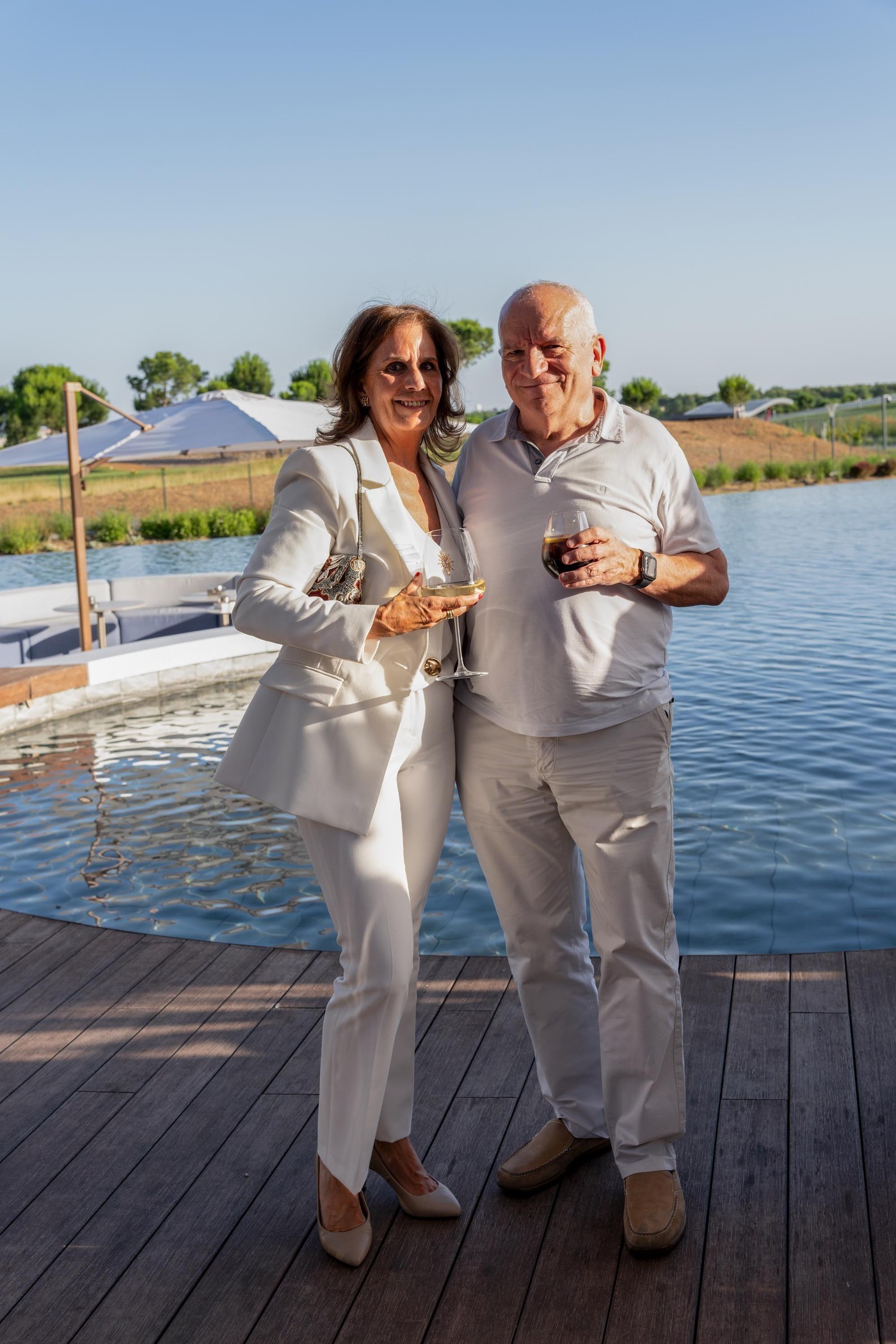 Empresarias en Pozuelo de Alarcón en la Fiesta de Blanco de ASIMPEA