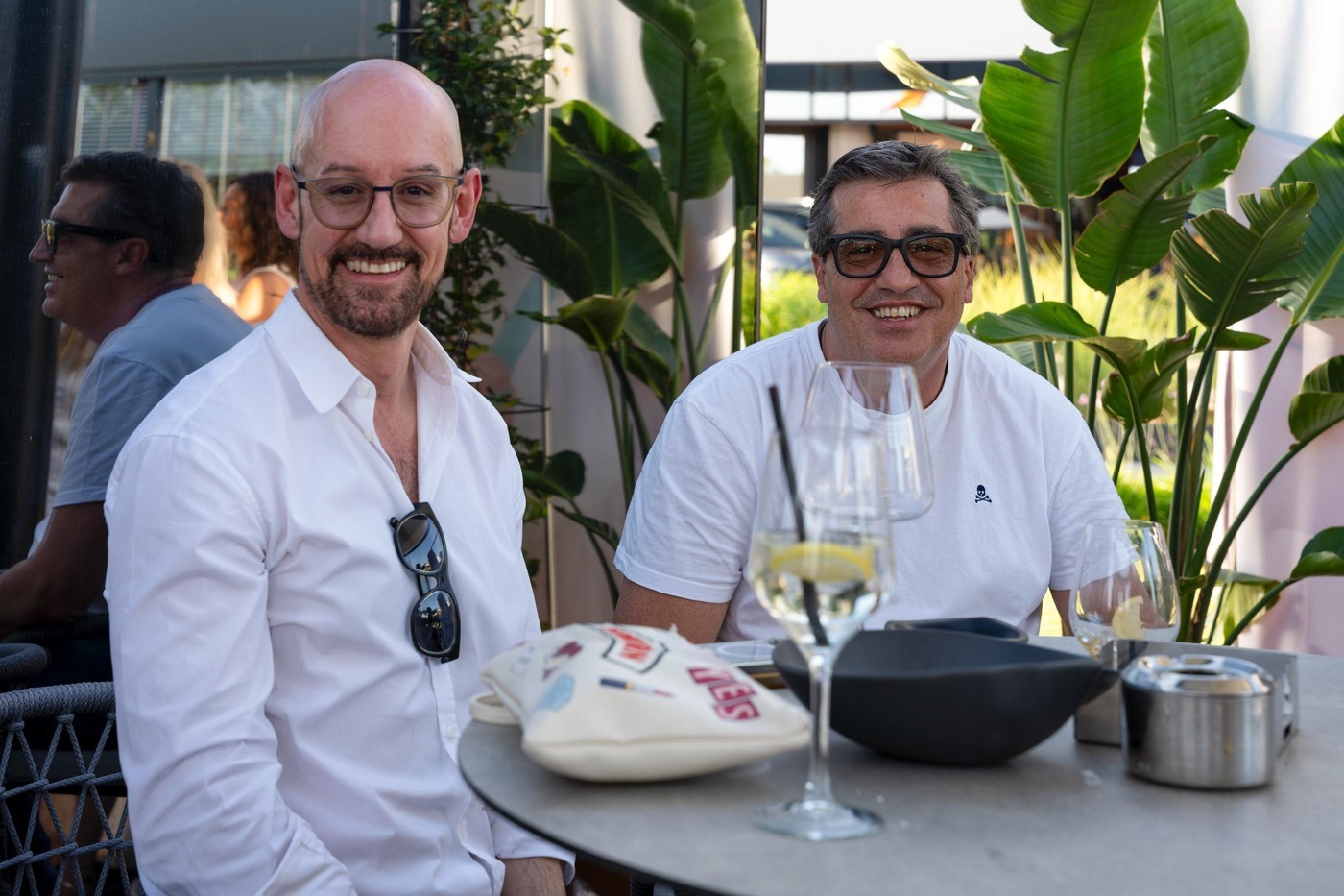 Empresarias en Pozuelo de Alarcón en la Fiesta de Blanco de ASIMPEA