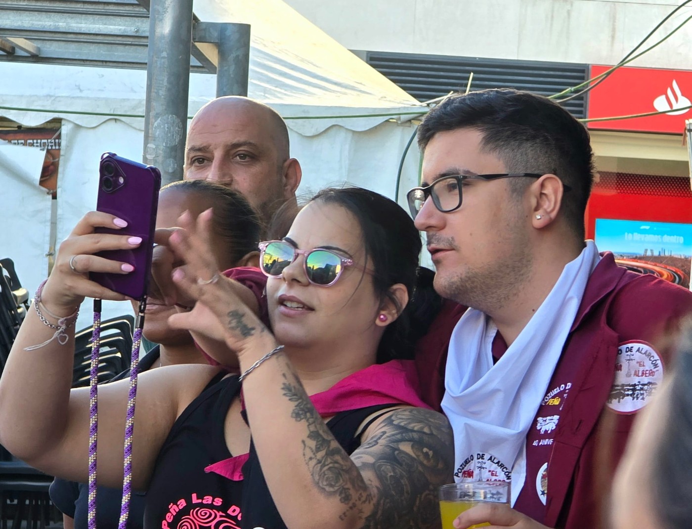 Concurso de comer flanes en Pozuelo