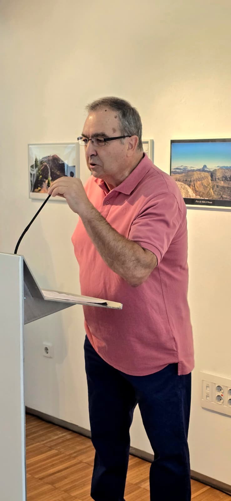 Exposición de las Bodas de Oro del Club de Alpinismo Piedrafita