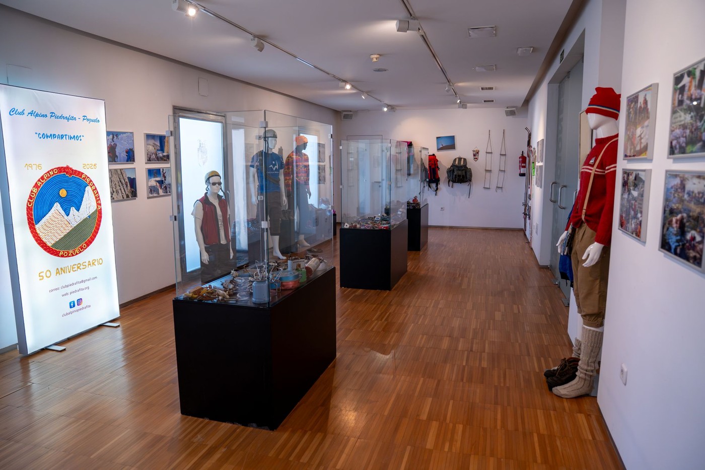 Exposición de las Bodas de Oro del Club de Alpinismo Piedrafita